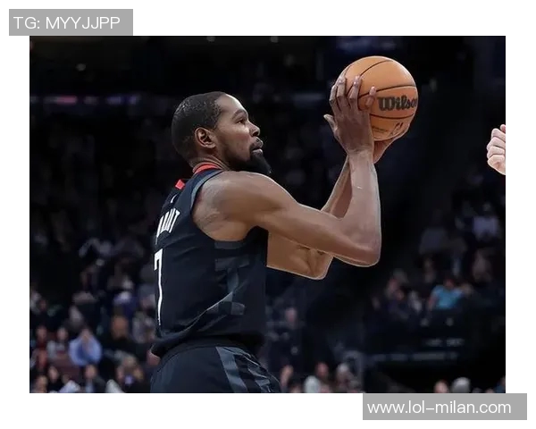 贝利回忆首次对阵杜兰特的感受:梦想成真令人难以置信 贝利回忆首次对阵杜兰特的感受:梦想成真令人难以置信