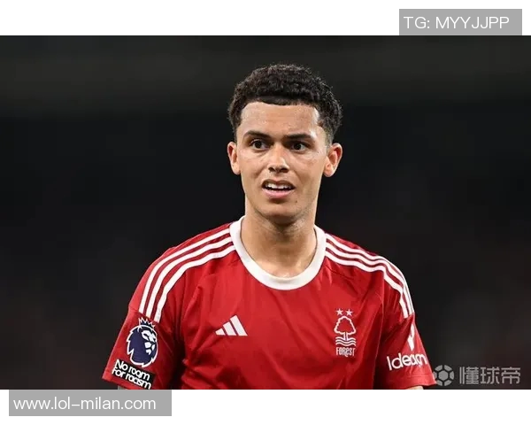 水晶宫即将以3500万签下布伦南约翰逊注册时间紧迫引发关注