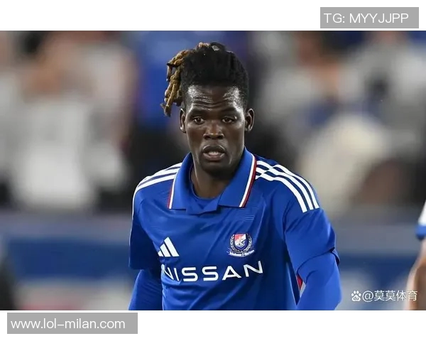 颜骏凌化身上海文旅推广大使力荐浦东足球场东郊宾馆与外滩魅力景点